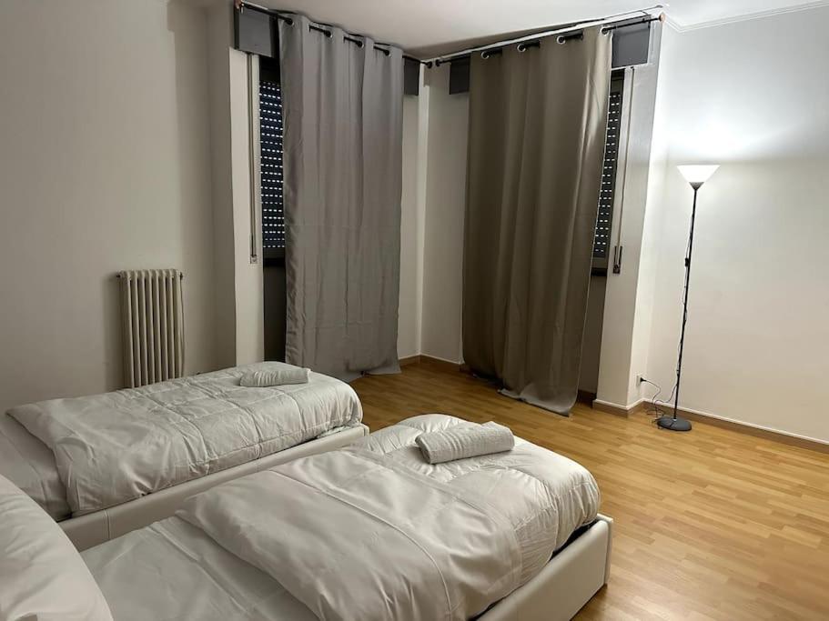 Leone D'Oro - Full Apartment Mestre Eksteriør bilde