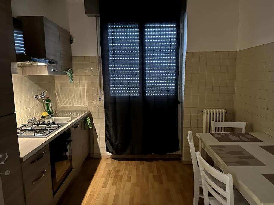 Leone D'Oro - Full Apartment Mestre Eksteriør bilde